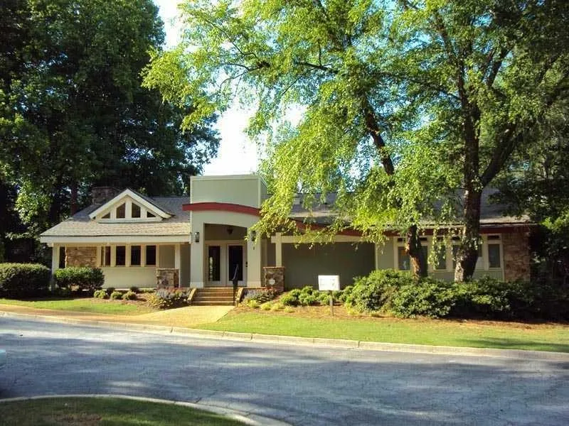 61 Dunwoody Springs Drive, Atlanta, Georgia 30328, 2 Bedrooms Bedrooms, ,2 BathroomsBathrooms,Residential,Sold,61 Dunwoody Springs Drive,6954370