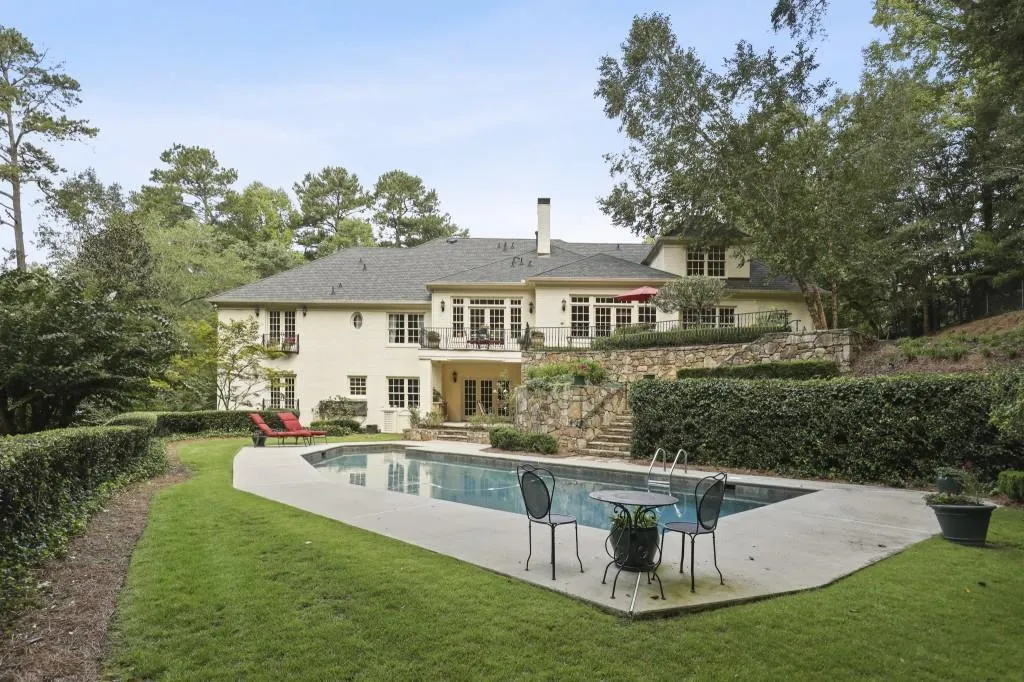 4765 Harris Trail Nw, Atlanta, Georgia 30327, 6 Bedrooms Bedrooms, ,6 BathroomsBathrooms,Residential,Sold,4765 Harris Trail Nw,6784453