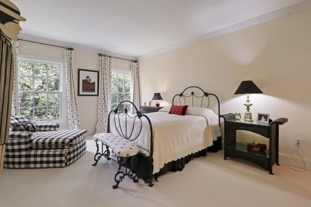 4765 Harris Trail Nw, Atlanta, Georgia 30327, 6 Bedrooms Bedrooms, ,6 BathroomsBathrooms,Residential,Sold,4765 Harris Trail Nw,6784453