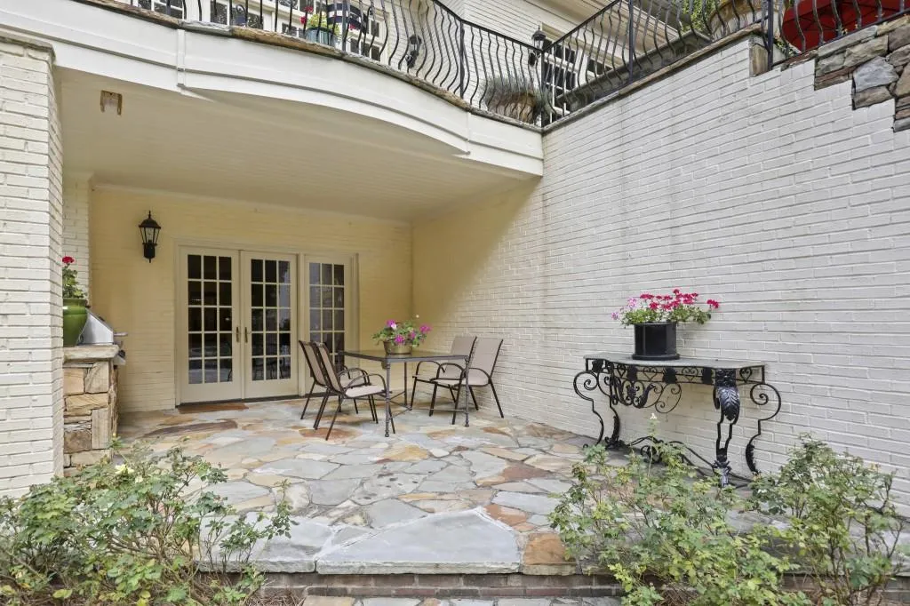 4765 Harris Trail Nw, Atlanta, Georgia 30327, 6 Bedrooms Bedrooms, ,6 BathroomsBathrooms,Residential,Sold,4765 Harris Trail Nw,6784453