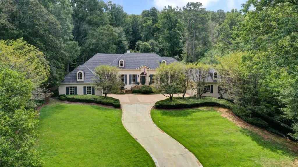 4765 Harris Trail Nw, Atlanta, Georgia 30327, 6 Bedrooms Bedrooms, ,6 BathroomsBathrooms,Residential,Sold,4765 Harris Trail Nw,6784453