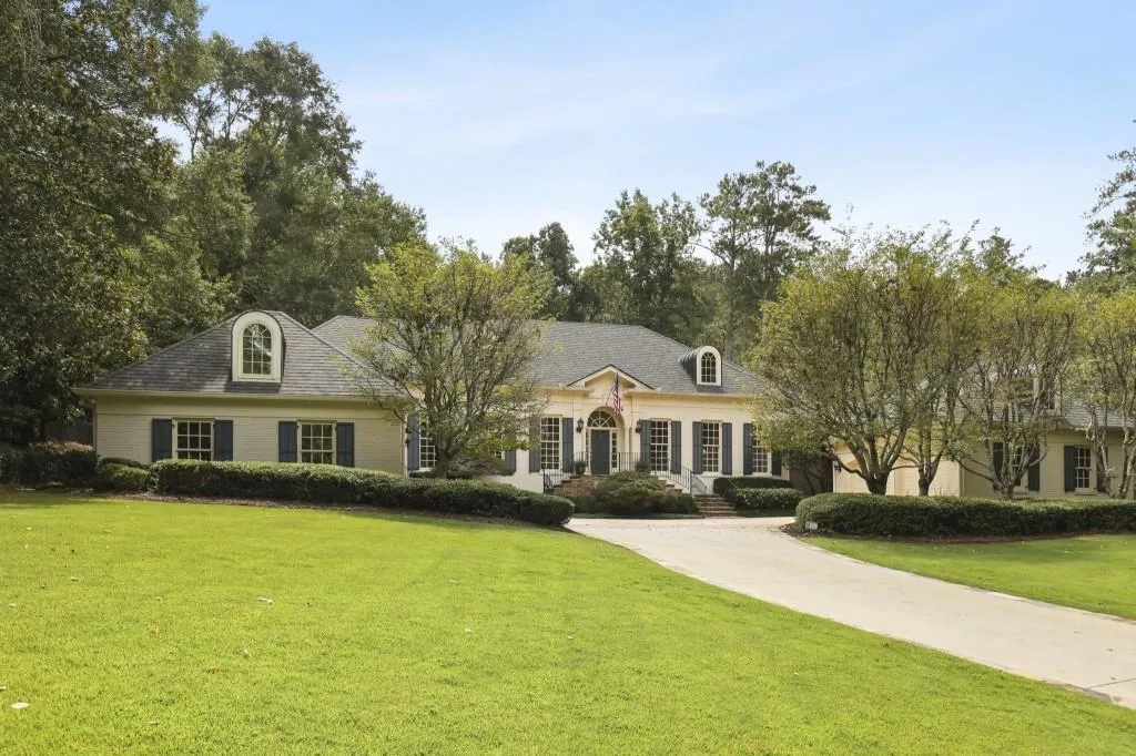 4765 Harris Trail Nw, Atlanta, Georgia 30327, 6 Bedrooms Bedrooms, ,6 BathroomsBathrooms,Residential,Sold,4765 Harris Trail Nw,6784453