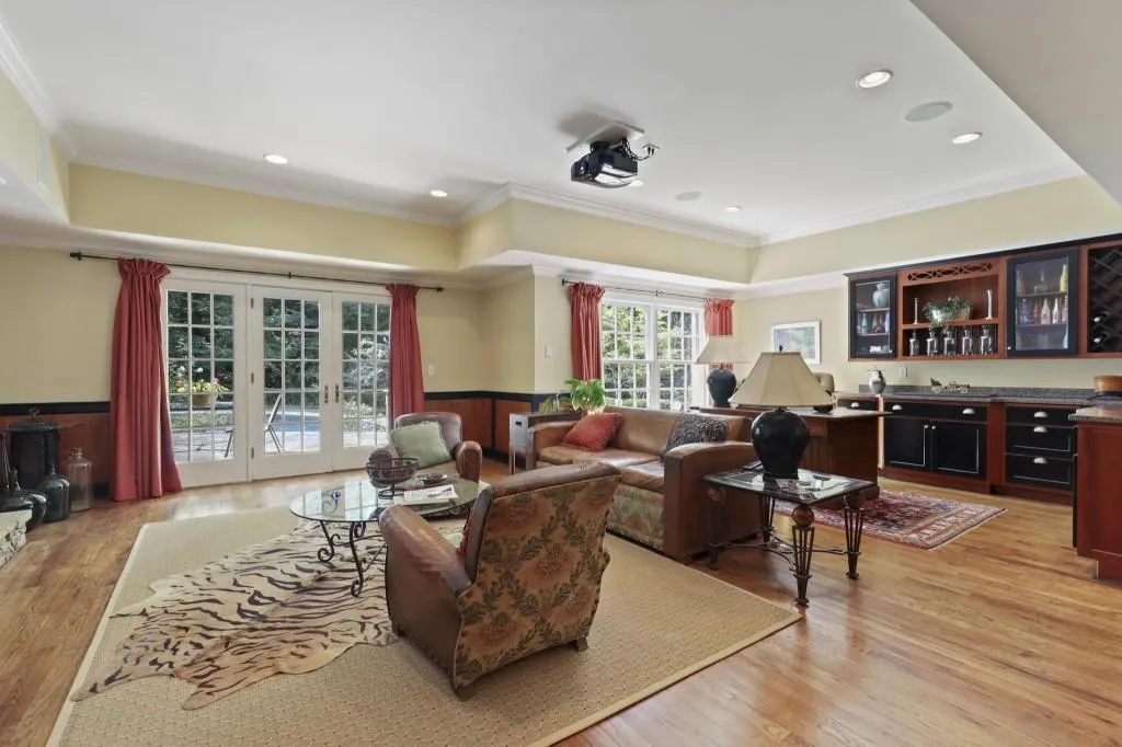 4765 Harris Trail Nw, Atlanta, Georgia 30327, 6 Bedrooms Bedrooms, ,6 BathroomsBathrooms,Residential,Sold,4765 Harris Trail Nw,6784453