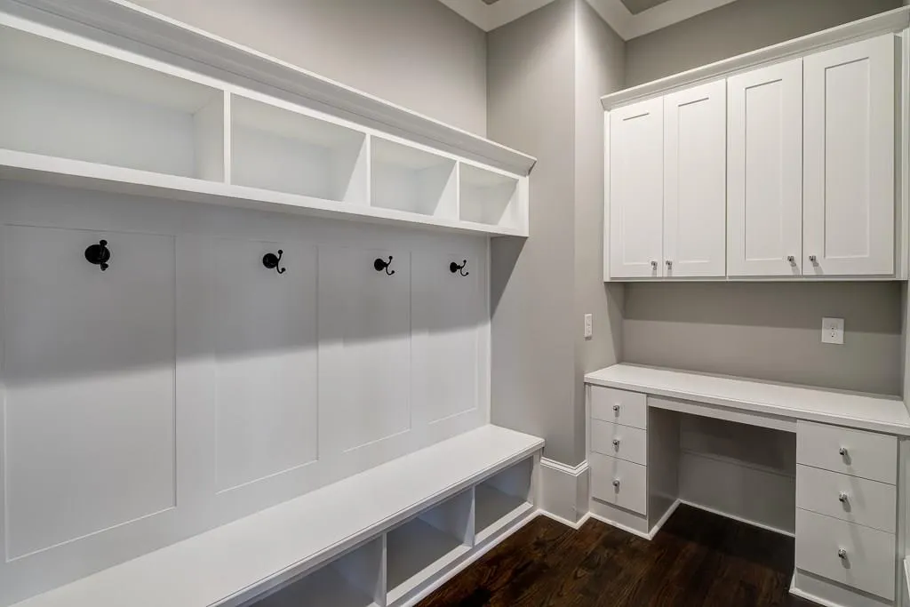 525 Belada Boulevard, Sandy Springs, Georgia 30342, 6 Bedrooms Bedrooms, ,5 BathroomsBathrooms,Residential,Sold,525 Belada Boulevard,5792345