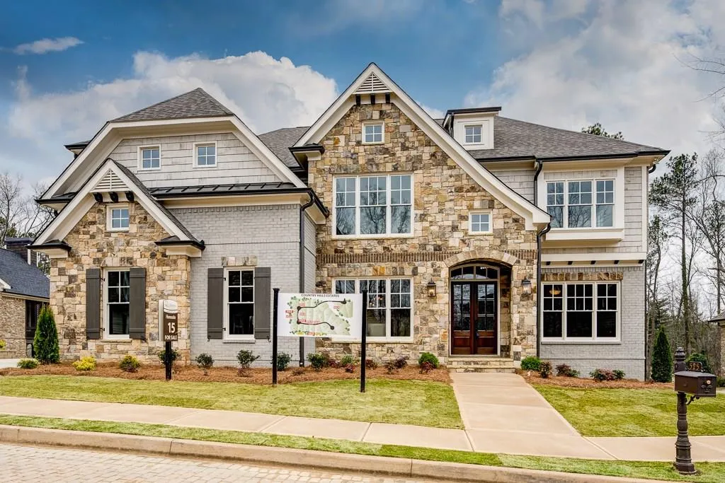 525 Belada Boulevard, Sandy Springs, Georgia 30342, 6 Bedrooms Bedrooms, ,5 BathroomsBathrooms,Residential,Sold,525 Belada Boulevard,5792345