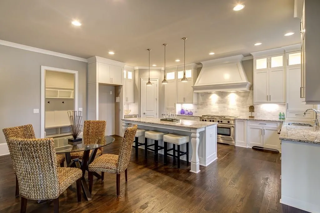 525 Belada Boulevard, Sandy Springs, Georgia 30342, 6 Bedrooms Bedrooms, ,5 BathroomsBathrooms,Residential,Sold,525 Belada Boulevard,5792345