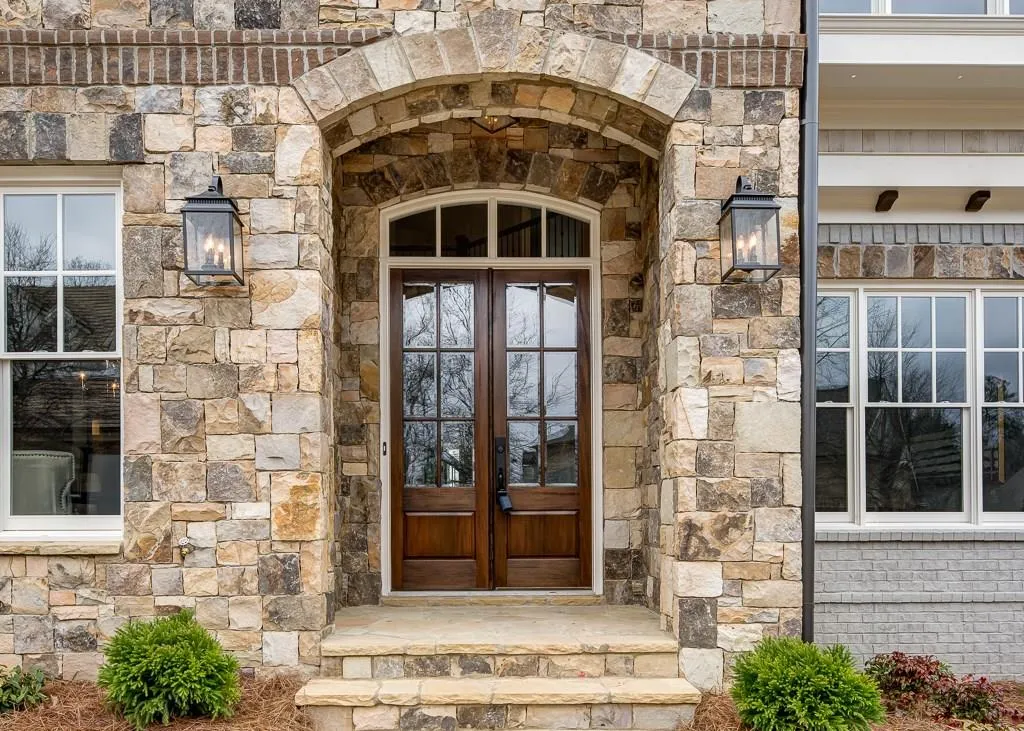 525 Belada Boulevard, Sandy Springs, Georgia 30342, 6 Bedrooms Bedrooms, ,5 BathroomsBathrooms,Residential,Sold,525 Belada Boulevard,5792345