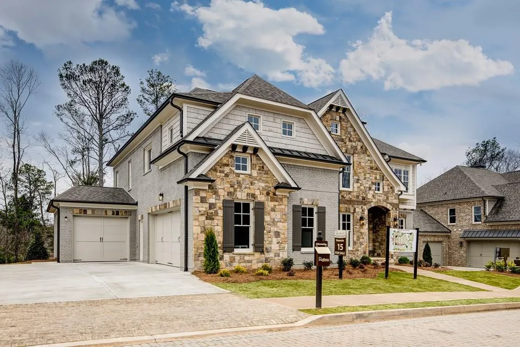 525 Belada Boulevard, Sandy Springs, Georgia 30342, 6 Bedrooms Bedrooms, ,5 BathroomsBathrooms,Residential,Sold,525 Belada Boulevard,5792345