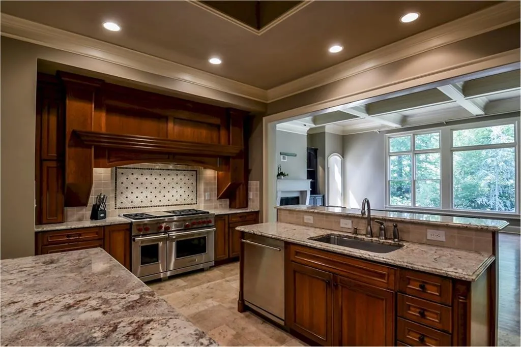 1620 High Trail, Atlanta, Georgia 30339, 6 Bedrooms Bedrooms, ,5 BathroomsBathrooms,Residential,Sold,1620 High Trail,5692354