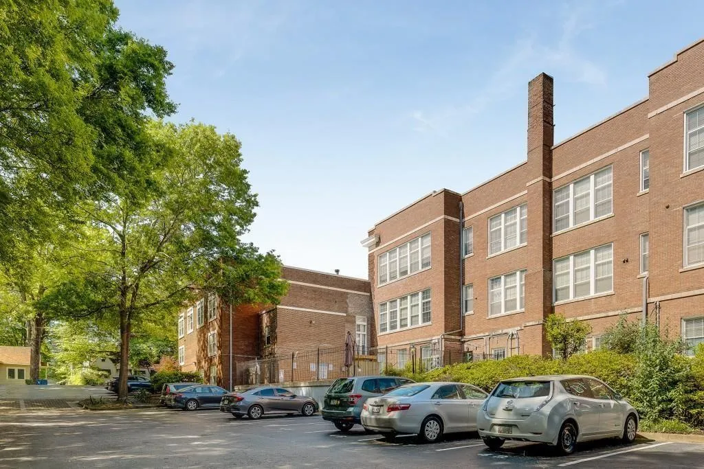 1041 State Street Nw Unit 23, Atlanta, Georgia 30318, 2 Bedrooms Bedrooms, ,2 BathroomsBathrooms,Residential,For Sale,1041 State Street Nw Unit 23,7607755