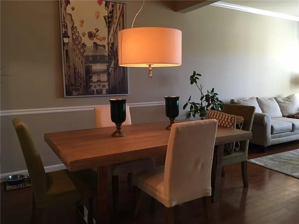 7265 Glisten Avenue Unit 115, Sandy Springs, Georgia 30328, 2 Bedrooms Bedrooms, ,2 BathroomsBathrooms,Residential,Sold,7265 Glisten Avenue Unit 115,5778999