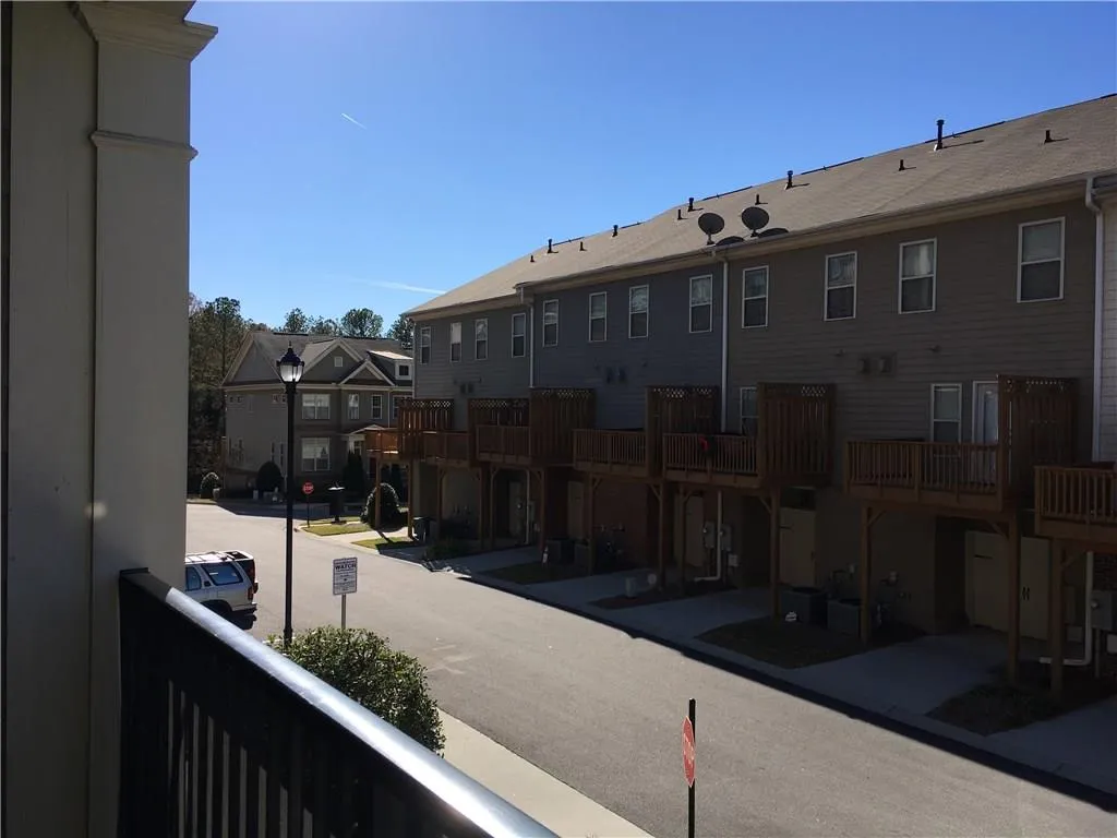 7265 Glisten Avenue Unit 115, Sandy Springs, Georgia 30328, 2 Bedrooms Bedrooms, ,2 BathroomsBathrooms,Residential,Sold,7265 Glisten Avenue Unit 115,5778999