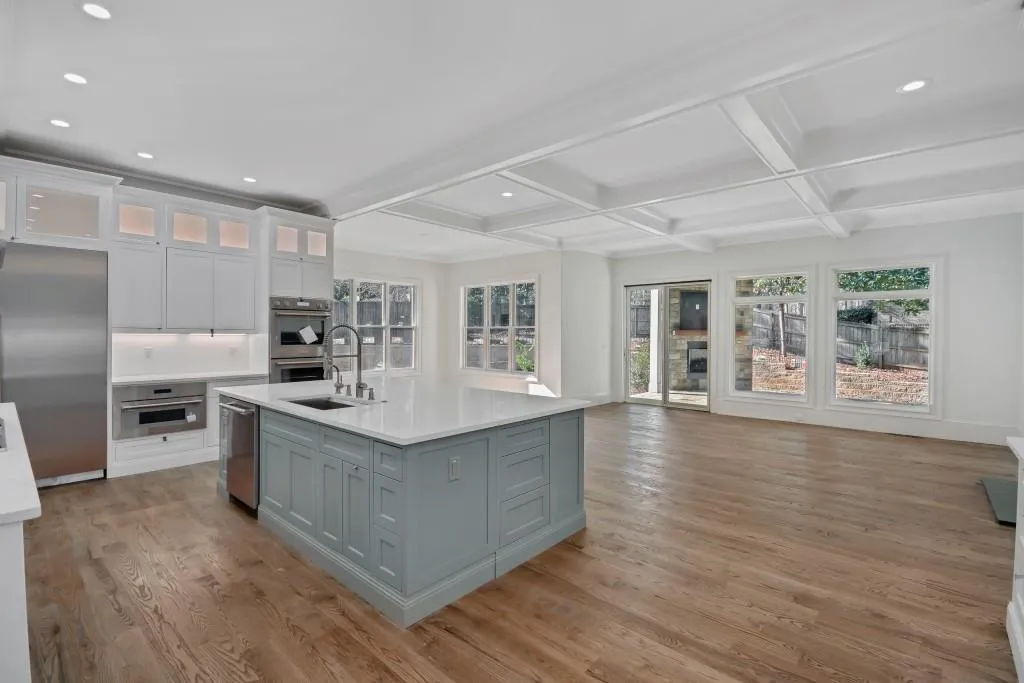 6690 Wright Road, Sandy Springs, Georgia 30328, 5 Bedrooms Bedrooms, ,5 BathroomsBathrooms,Residential,Sold,6690 Wright Road,6841013