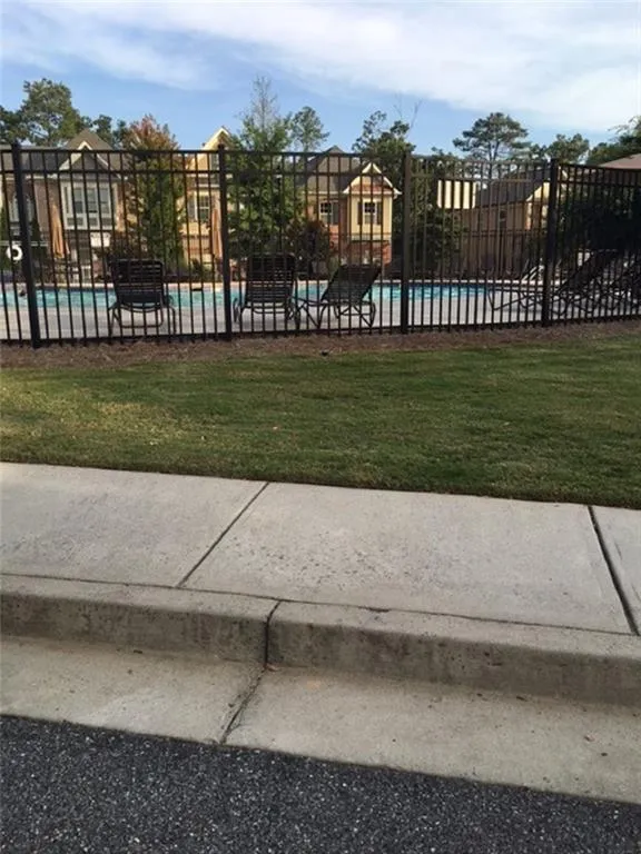 7265 Glisten Avenue Unit 124, Sandy Springs, Georgia 30328, 2 Bedrooms Bedrooms, ,2 BathroomsBathrooms,Residential,Sold,7265 Glisten Avenue Unit 124,5752614