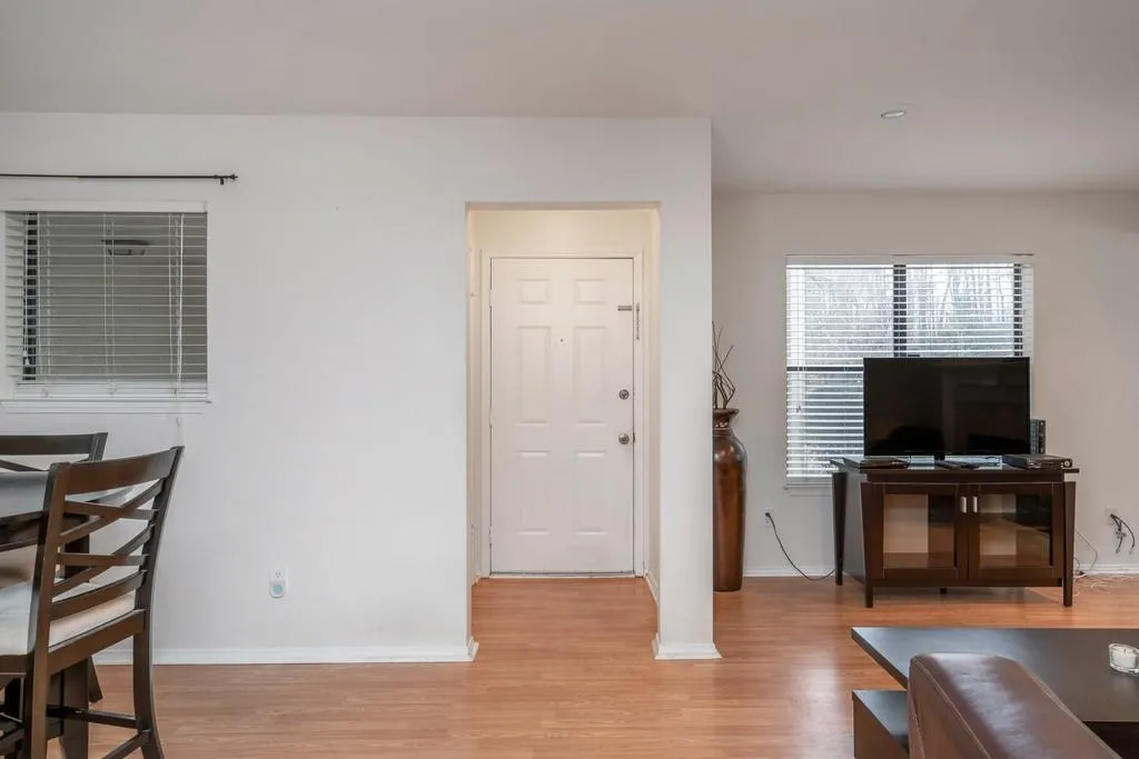 1202 Old Hammond Chase Ne Unit 1202, Sandy Springs, Georgia 30350, 3 Bedrooms Bedrooms, ,2 BathroomsBathrooms,Residential,Sold,1202 Old Hammond Chase Ne Unit 1202,6515922