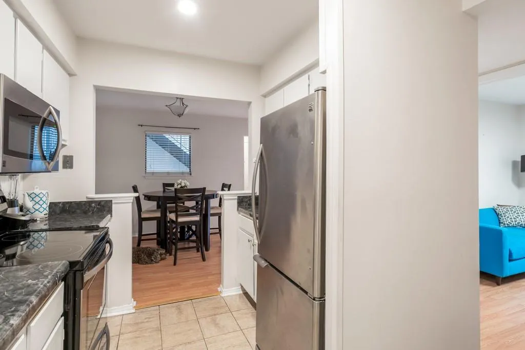 1202 Old Hammond Chase Ne Unit 1202, Sandy Springs, Georgia 30350, 3 Bedrooms Bedrooms, ,2 BathroomsBathrooms,Residential,Sold,1202 Old Hammond Chase Ne Unit 1202,6515922