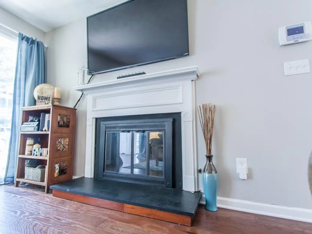 705 Vicksburg Place, Sandy Springs, Georgia 30350, 3 Bedrooms Bedrooms, ,2 BathroomsBathrooms,Residential,Sold,705 Vicksburg Place,5723426