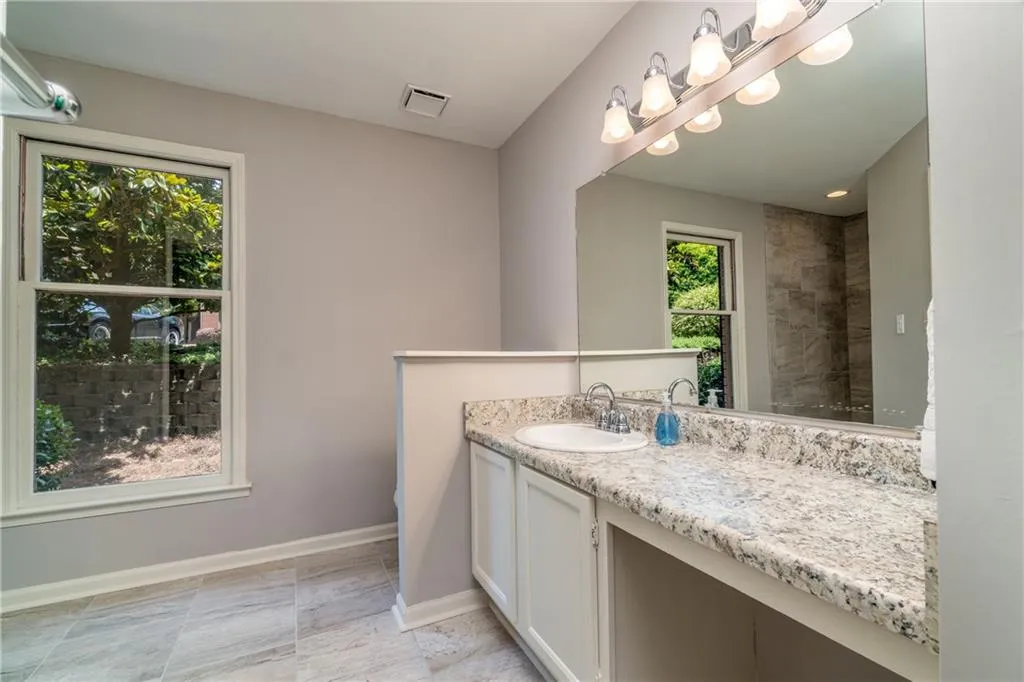 910 Garden Court, Sandy Springs, Georgia 30328, 2 Bedrooms Bedrooms, ,2 BathroomsBathrooms,Residential,Sold,910 Garden Court,6031997