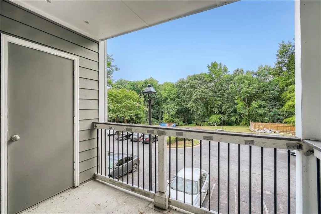 6201 Santa Fe Parkway, Sandy Springs, Georgia 30350, 3 Bedrooms Bedrooms, ,2 BathroomsBathrooms,Residential,Sold,6201 Santa Fe Parkway,7062336