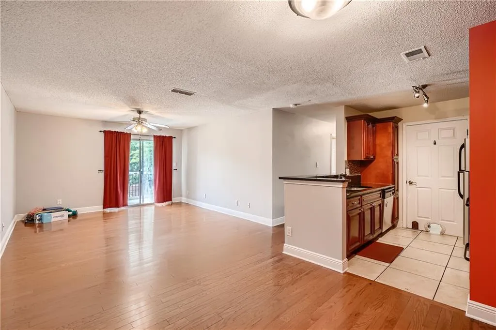 6201 Santa Fe Parkway, Sandy Springs, Georgia 30350, 3 Bedrooms Bedrooms, ,2 BathroomsBathrooms,Residential,Sold,6201 Santa Fe Parkway,7062336