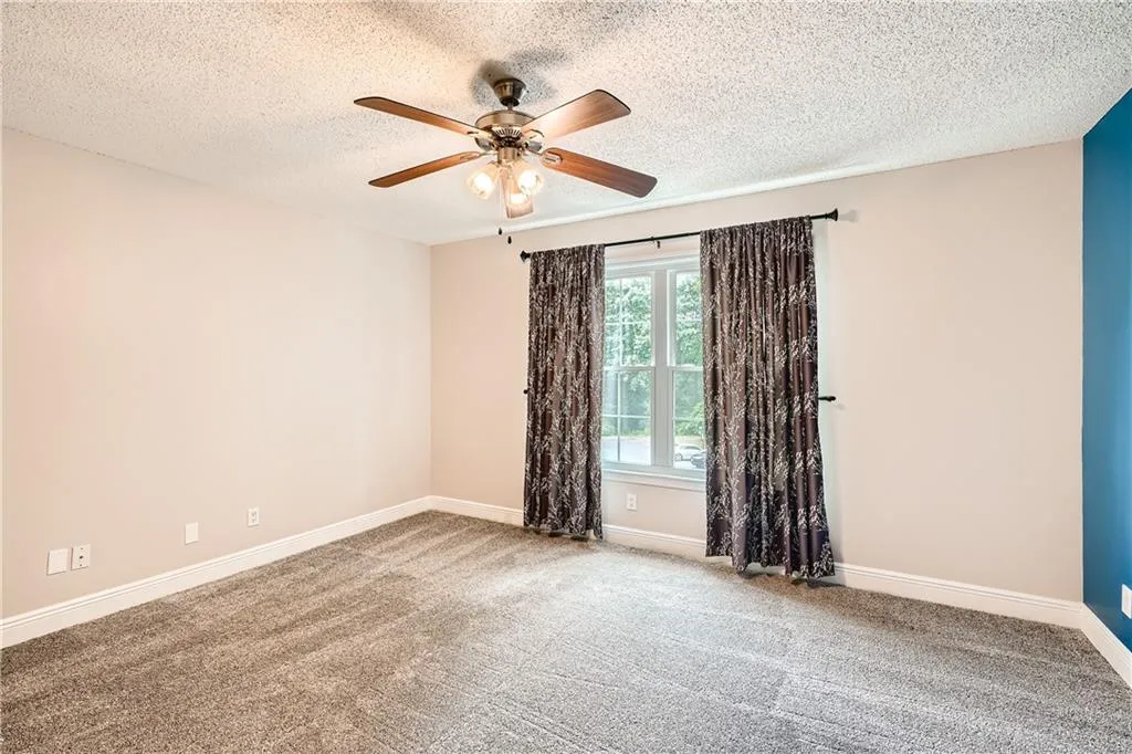 6201 Santa Fe Parkway, Sandy Springs, Georgia 30350, 3 Bedrooms Bedrooms, ,2 BathroomsBathrooms,Residential,Sold,6201 Santa Fe Parkway,7062336