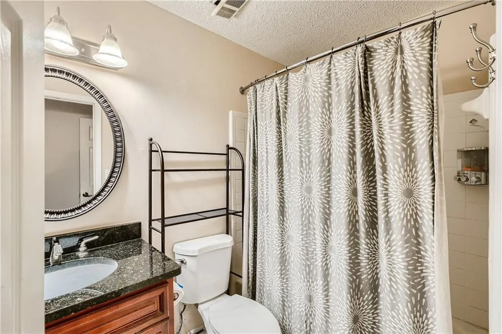 6201 Santa Fe Parkway, Sandy Springs, Georgia 30350, 3 Bedrooms Bedrooms, ,2 BathroomsBathrooms,Residential,Sold,6201 Santa Fe Parkway,7062336