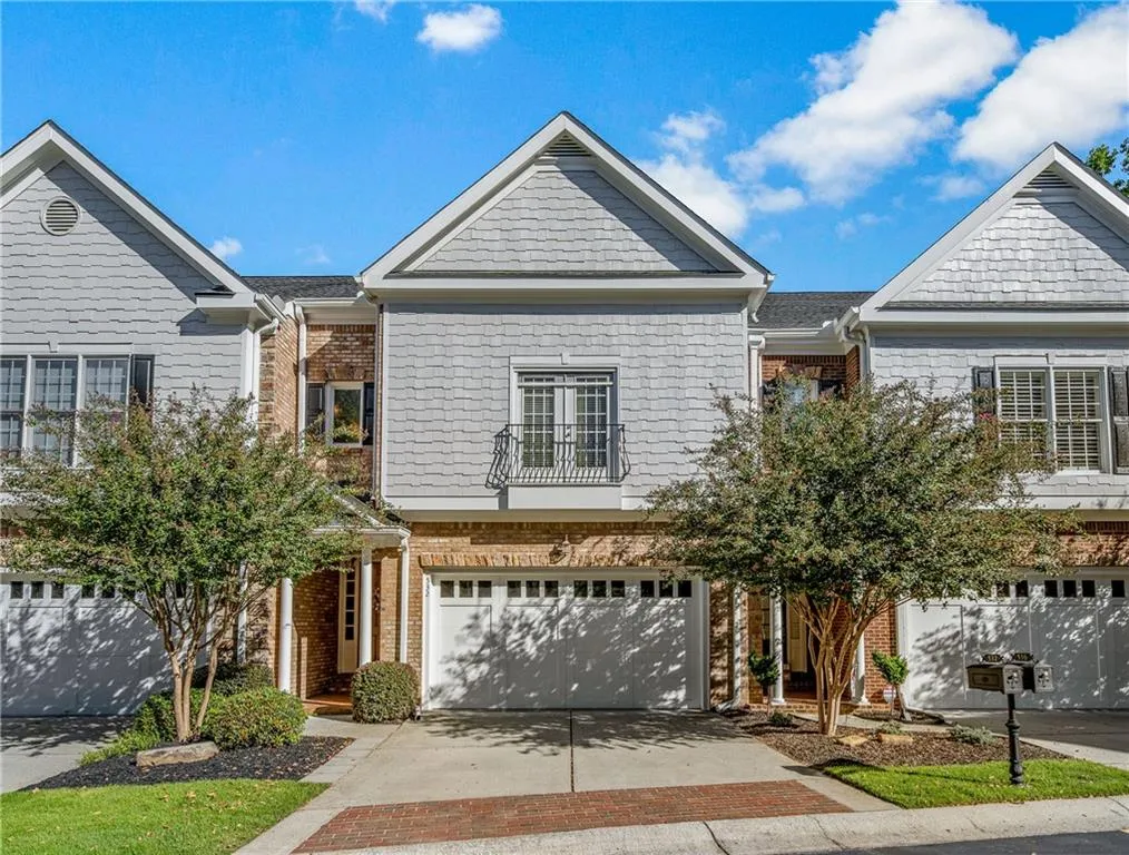 5492 Glenridge Drive Unit 532, Atlanta, Georgia 30342, 3 Bedrooms Bedrooms, ,3 BathroomsBathrooms,Residential,Sold,5492 Glenridge Drive Unit 532,7142886