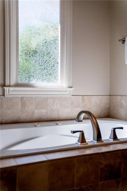 5492 Glenridge Drive Unit 532, Atlanta, Georgia 30342, 3 Bedrooms Bedrooms, ,3 BathroomsBathrooms,Residential,Sold,5492 Glenridge Drive Unit 532,7142886