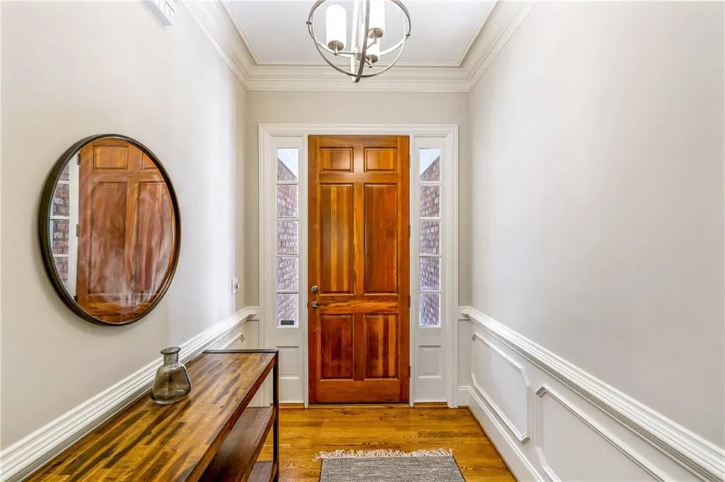 5492 Glenridge Drive Unit 532, Atlanta, Georgia 30342, 3 Bedrooms Bedrooms, ,3 BathroomsBathrooms,Residential,Sold,5492 Glenridge Drive Unit 532,7142886