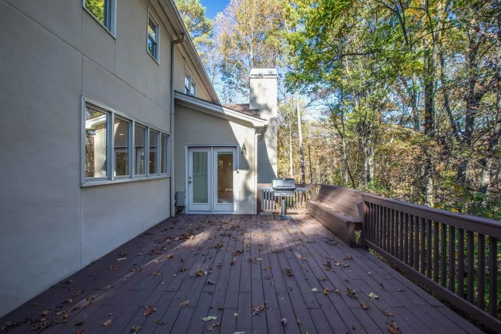 5750 Heards Forest Drive, Atlanta, Georgia 30328, 6 Bedrooms Bedrooms, ,4 BathroomsBathrooms,Residential,Sold,5750 Heards Forest Drive,5935851