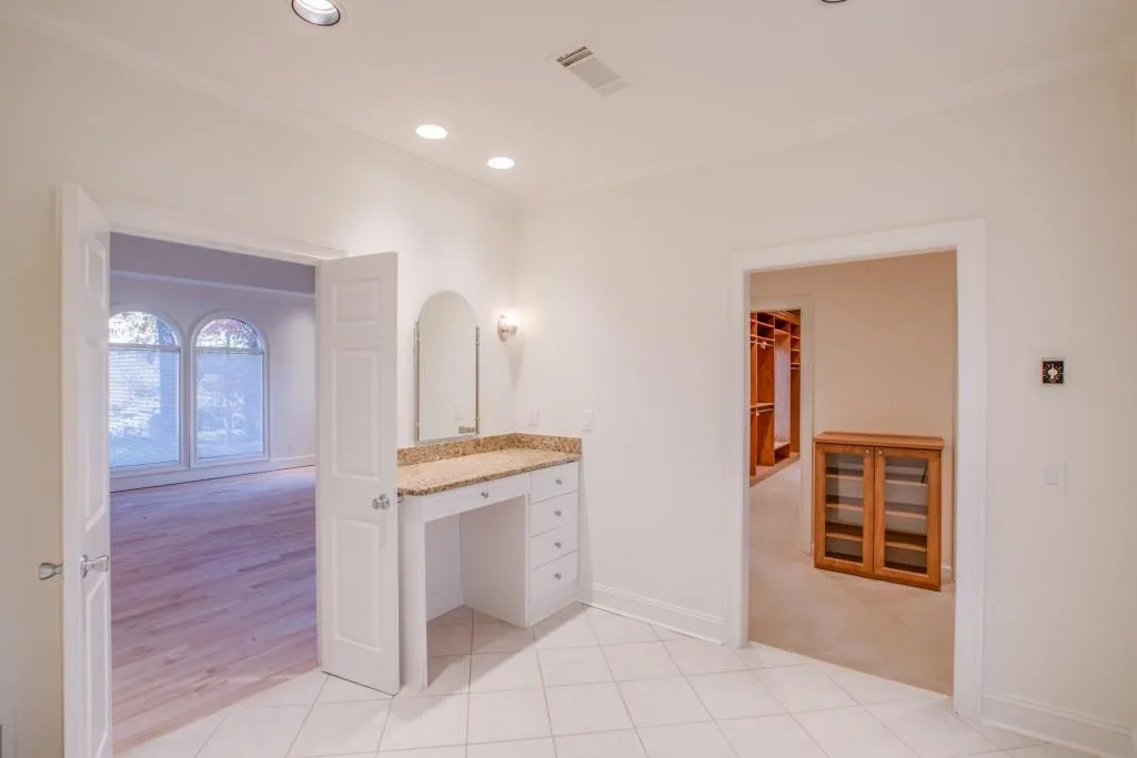 5750 Heards Forest Drive, Atlanta, Georgia 30328, 6 Bedrooms Bedrooms, ,4 BathroomsBathrooms,Residential,Sold,5750 Heards Forest Drive,5935851
