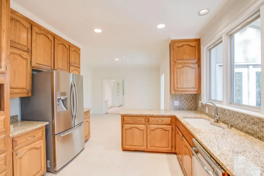 5750 Heards Forest Drive, Atlanta, Georgia 30328, 6 Bedrooms Bedrooms, ,4 BathroomsBathrooms,Residential,Sold,5750 Heards Forest Drive,5935851