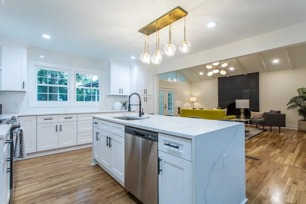 146 Osner Drive, Atlanta, Georgia 30342, 3 Bedrooms Bedrooms, ,2 BathroomsBathrooms,Residential,Sold,146 Osner Drive,6951677