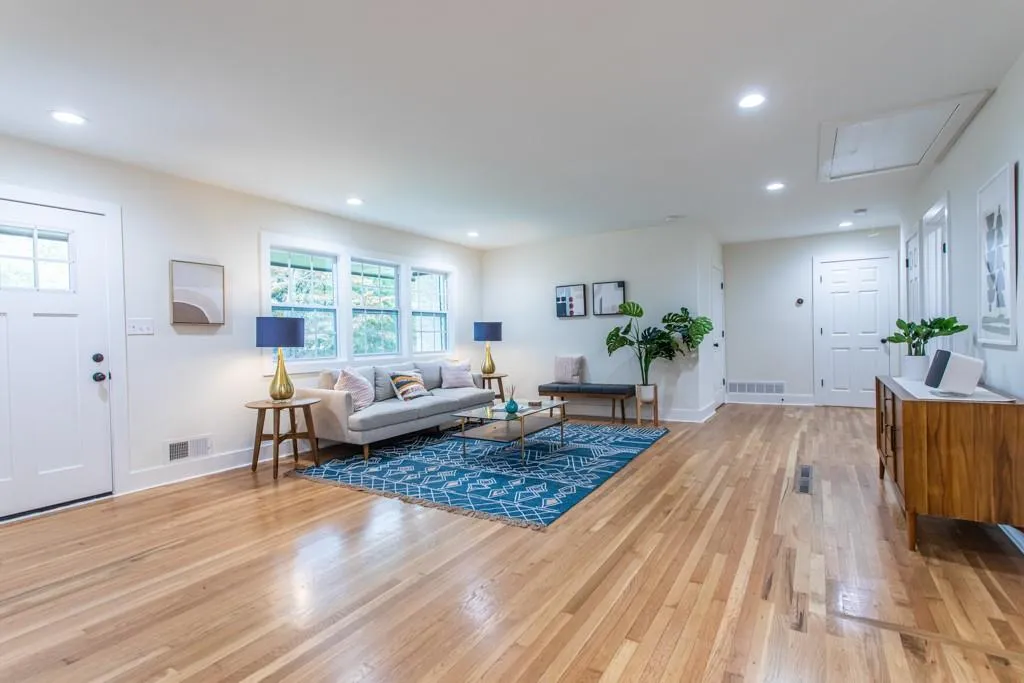 146 Osner Drive, Atlanta, Georgia 30342, 3 Bedrooms Bedrooms, ,2 BathroomsBathrooms,Residential,Sold,146 Osner Drive,6951677