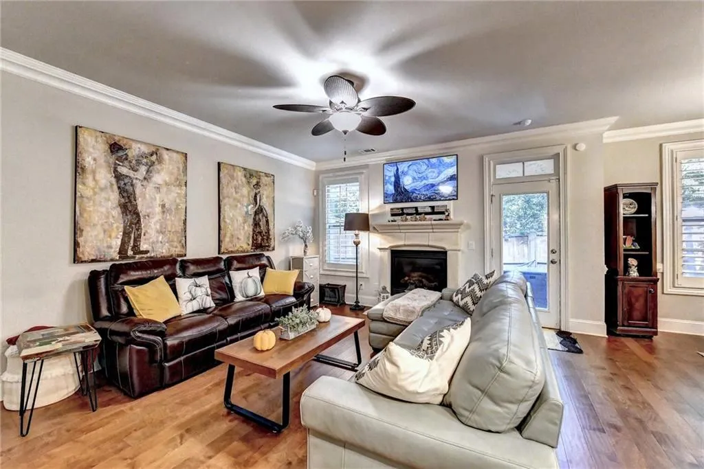 7730 Glisten Avenue, Sandy Springs, Georgia 30328, 3 Bedrooms Bedrooms, ,2 BathroomsBathrooms,Residential,Sold,7730 Glisten Avenue,7133116