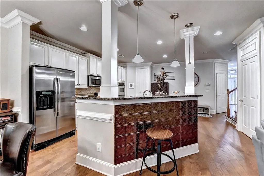 7730 Glisten Avenue, Sandy Springs, Georgia 30328, 3 Bedrooms Bedrooms, ,2 BathroomsBathrooms,Residential,Sold,7730 Glisten Avenue,7133116