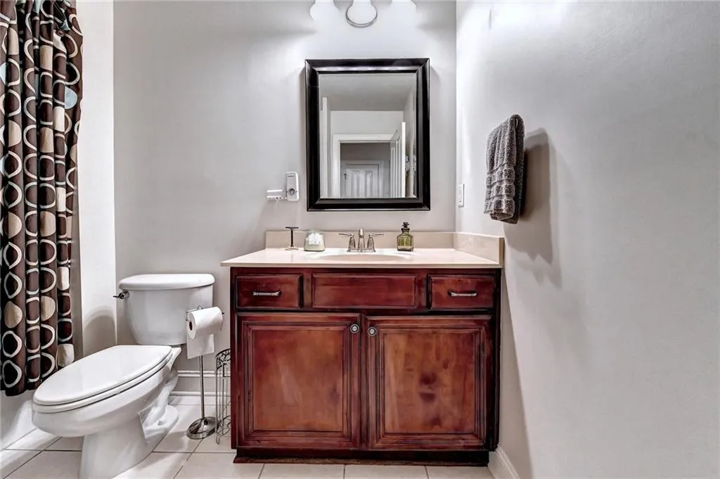 7730 Glisten Avenue, Sandy Springs, Georgia 30328, 3 Bedrooms Bedrooms, ,2 BathroomsBathrooms,Residential,Sold,7730 Glisten Avenue,7133116