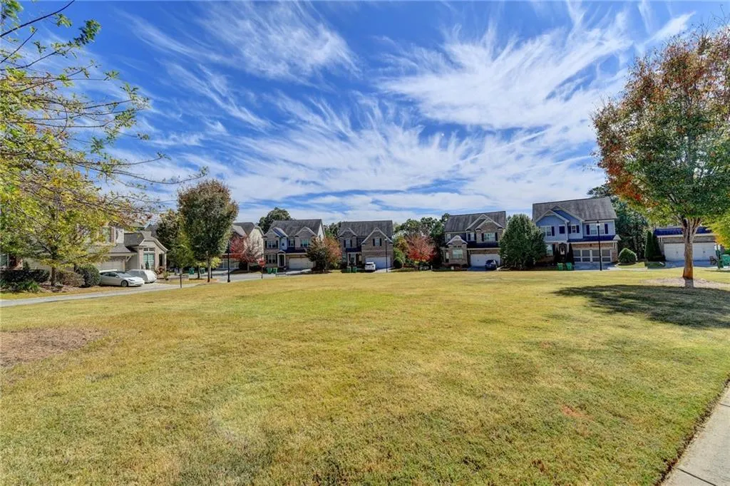 7730 Glisten Avenue, Sandy Springs, Georgia 30328, 3 Bedrooms Bedrooms, ,2 BathroomsBathrooms,Residential,Sold,7730 Glisten Avenue,7133116