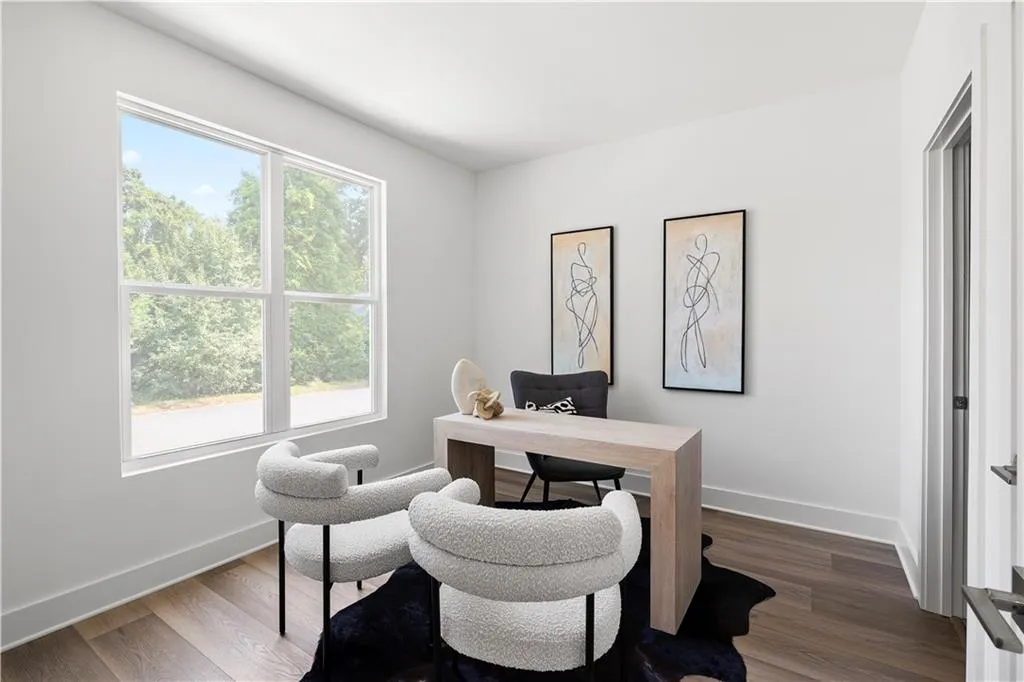 Signature Toll Brothers Designer Appointed Collections, expertly pre-appointed throughout every townhome. * Pictured: "Refined Neutral" Design Collection as pictured in staged Home Site #10