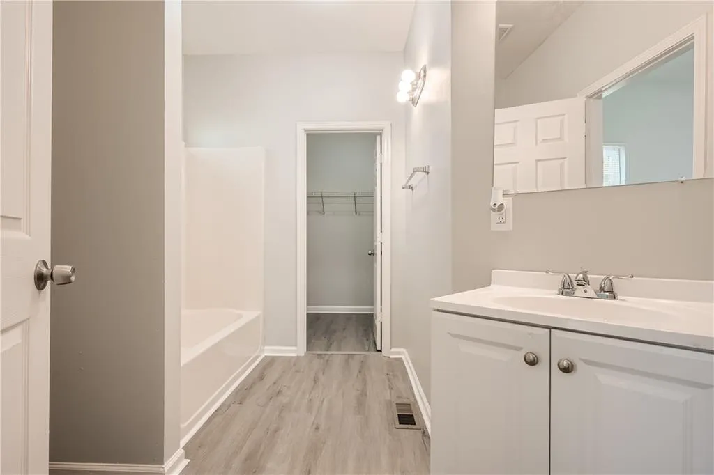 2259 Sisk Street Nw, Atlanta, Georgia 30318, 3 Bedrooms Bedrooms, ,2 BathroomsBathrooms,Residential,For Sale,2259 Sisk Street Nw,7430133