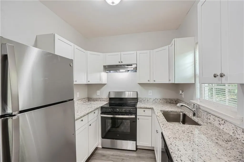 2259 Sisk Street Nw, Atlanta, Georgia 30318, 3 Bedrooms Bedrooms, ,2 BathroomsBathrooms,Residential,For Sale,2259 Sisk Street Nw,7430133