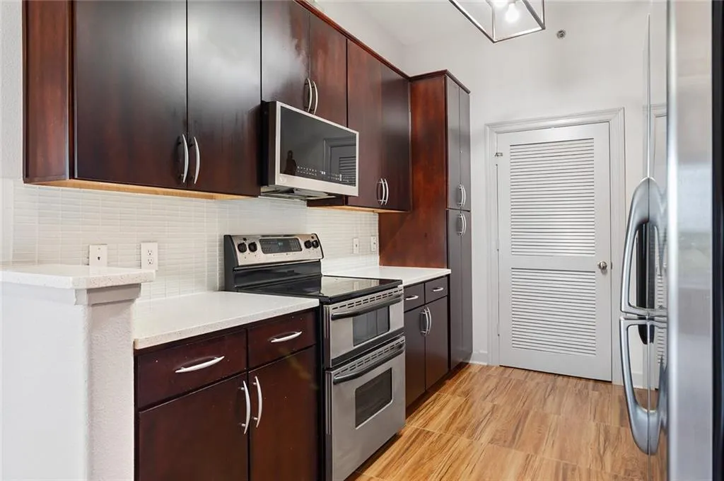3445 Stratford Road Ne Unit 903, Atlanta, Georgia 30326, 1 Bedroom Bedrooms, ,1 BathroomBathrooms,Residential,For Sale,3445 Stratford Road Ne Unit 903,7585390