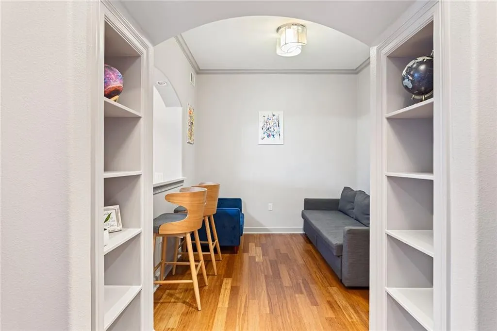 3445 Stratford Road Ne Unit 903, Atlanta, Georgia 30326, 1 Bedroom Bedrooms, ,1 BathroomBathrooms,Residential,For Sale,3445 Stratford Road Ne Unit 903,7585390
