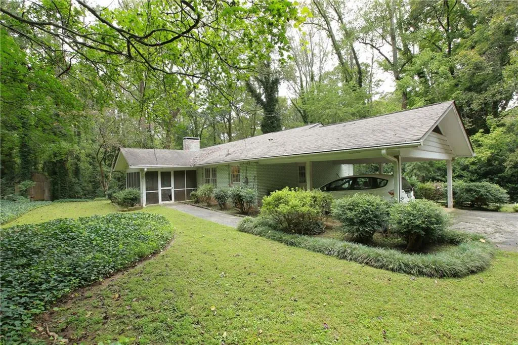 4705 Kitty Hawk Place, Sandy Springs, Georgia 30342, 3 Bedrooms Bedrooms, ,3 BathroomsBathrooms,Residential,Sold,4705 Kitty Hawk Place,5603182