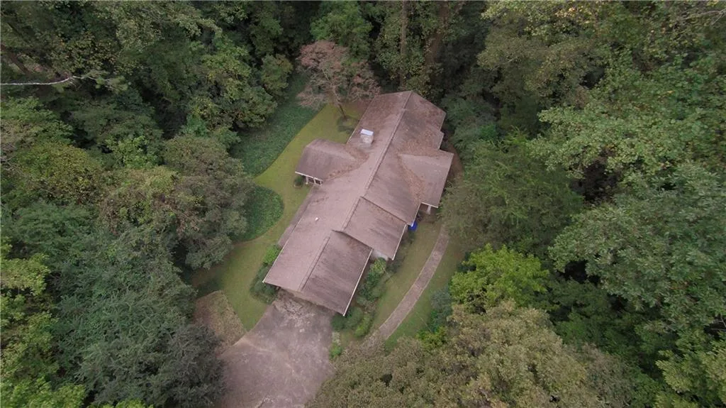 4705 Kitty Hawk Place, Sandy Springs, Georgia 30342, 3 Bedrooms Bedrooms, ,3 BathroomsBathrooms,Residential,Sold,4705 Kitty Hawk Place,5603182
