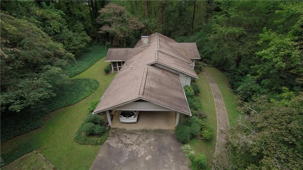 4705 Kitty Hawk Place, Sandy Springs, Georgia 30342, 3 Bedrooms Bedrooms, ,3 BathroomsBathrooms,Residential,Sold,4705 Kitty Hawk Place,5603182