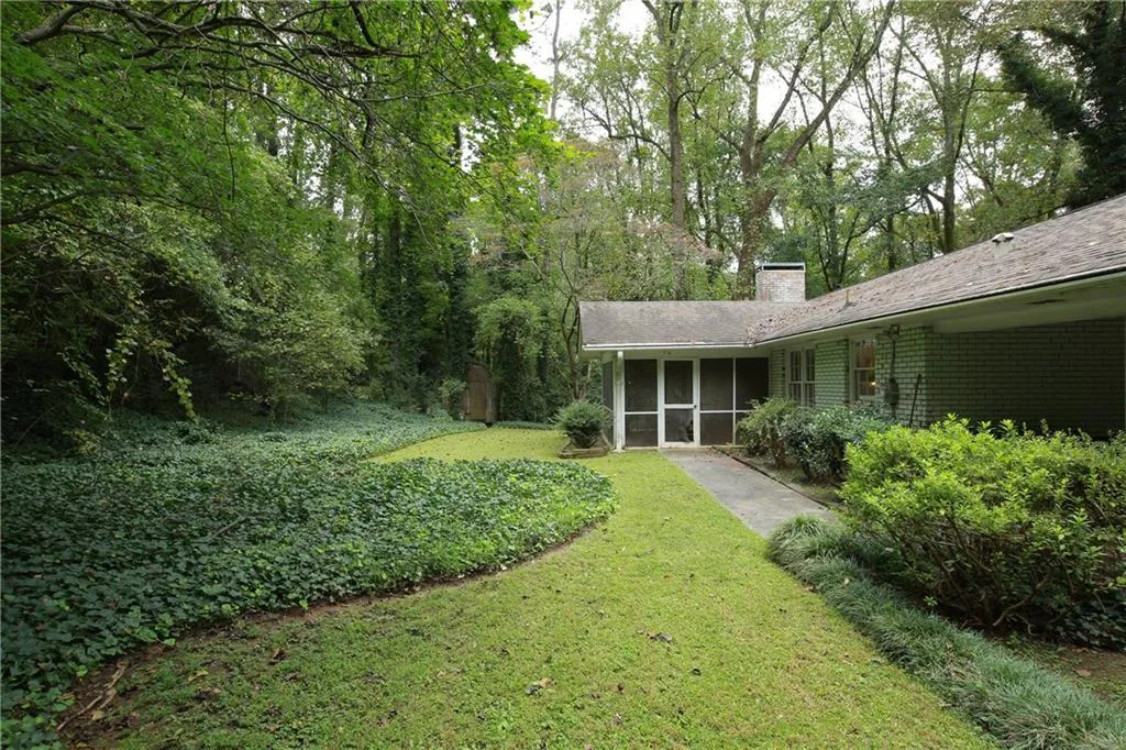 4705 Kitty Hawk Place, Sandy Springs, Georgia 30342, 3 Bedrooms Bedrooms, ,3 BathroomsBathrooms,Residential,Sold,4705 Kitty Hawk Place,5603182