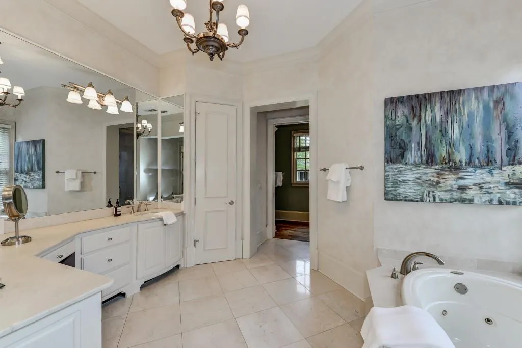 18 Leighton Court, Atlanta, Georgia 30327, 6 Bedrooms Bedrooms, ,6 BathroomsBathrooms,Residential,Sold,18 Leighton Court,5669892