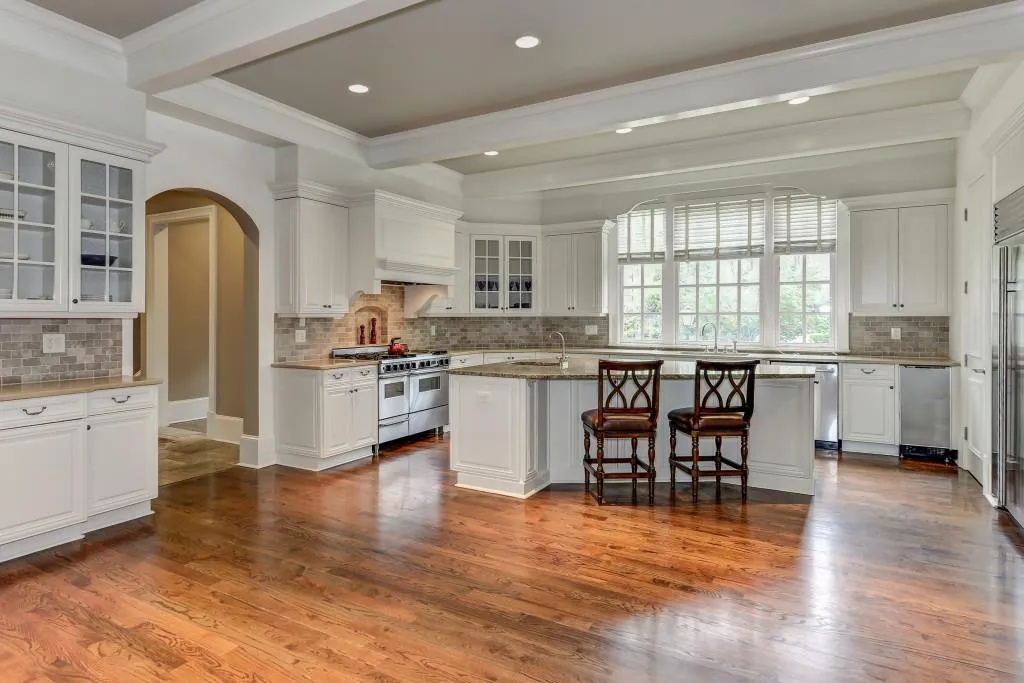 18 Leighton Court, Atlanta, Georgia 30327, 6 Bedrooms Bedrooms, ,6 BathroomsBathrooms,Residential,Sold,18 Leighton Court,5669892