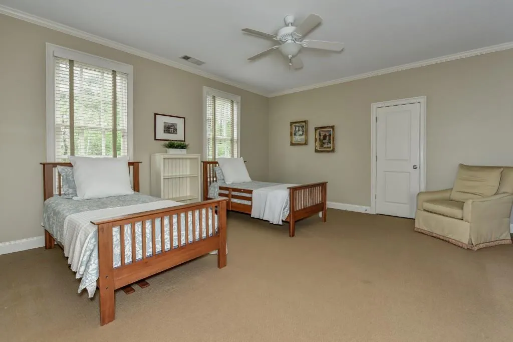 18 Leighton Court, Atlanta, Georgia 30327, 6 Bedrooms Bedrooms, ,6 BathroomsBathrooms,Residential,Sold,18 Leighton Court,5669892